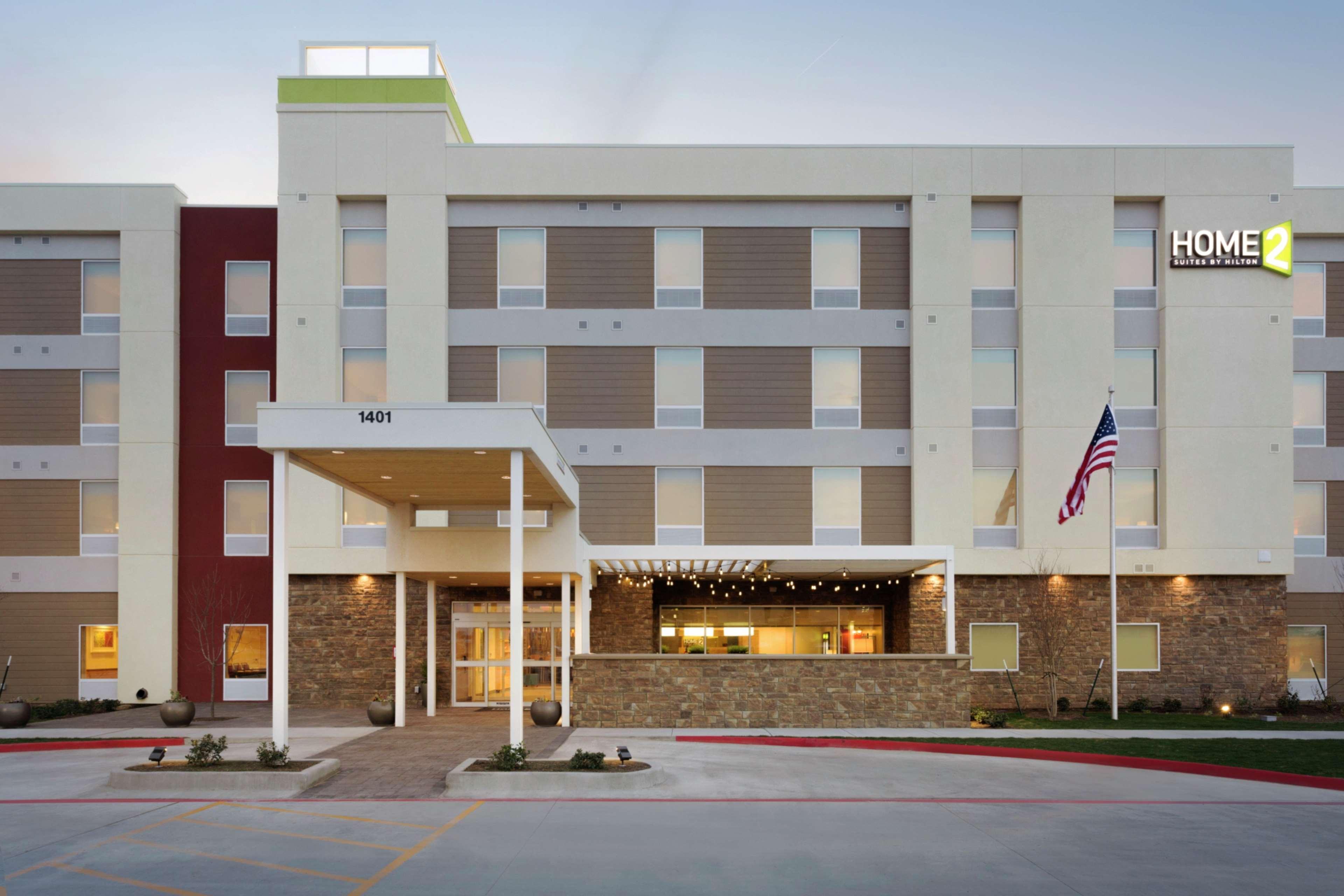 Home2 Suites By Hilton Midland Exterior foto